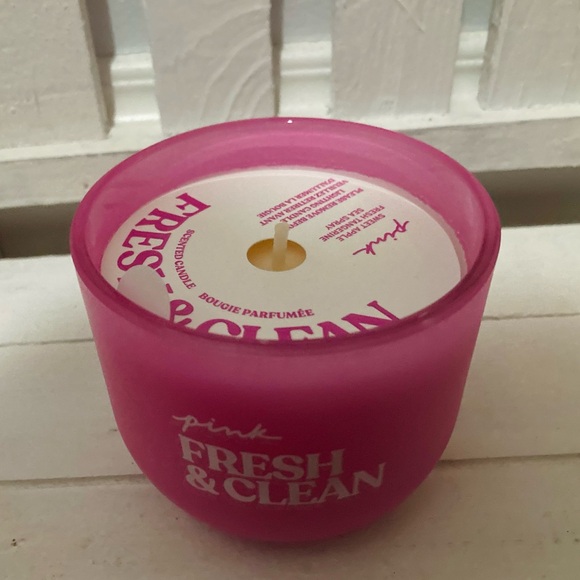 VS PINK Fresh & Clean Gift Set & Fresh & Clean Candle ~NWT~ - Picture 2 of 6